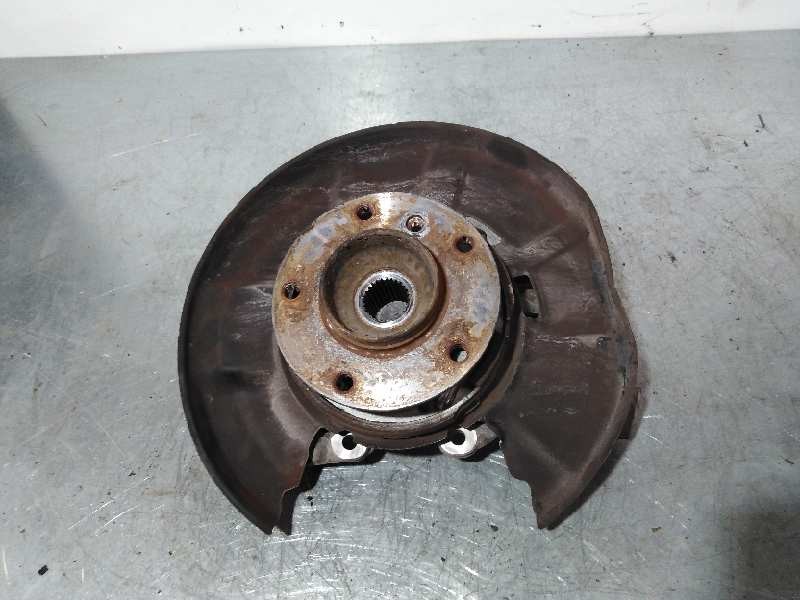 Recambio de mangueta trasera izquierda para bmw serie 1 berlina (e81/e87) 118d referencia OEM IAM   