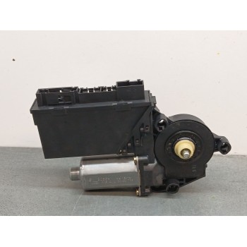 Recambio de motor elevalunas delantero izquierdo para volkswagen touareg (7la) tdi r5 referencia OEM IAM 7l0959795  0130821765