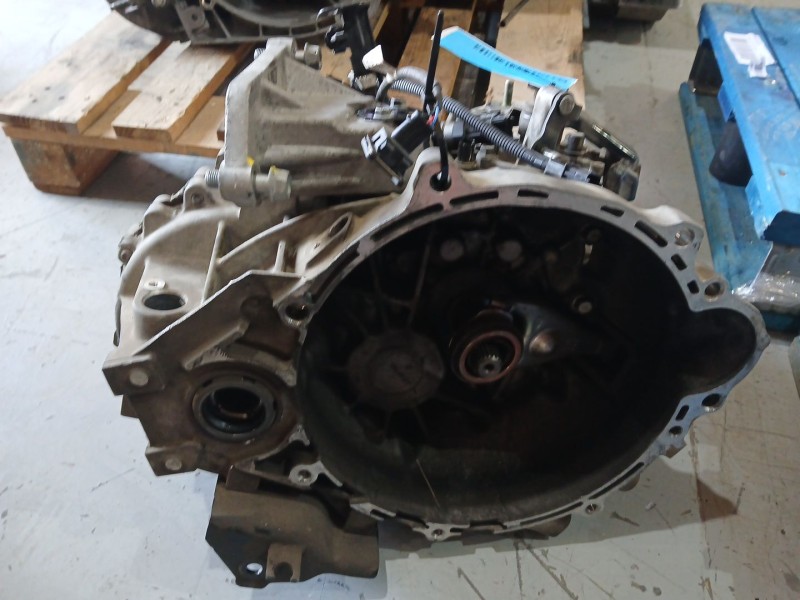 Recambio de despiece caja cambios para kia carens iv 1.7 crdi referencia OEM IAM   