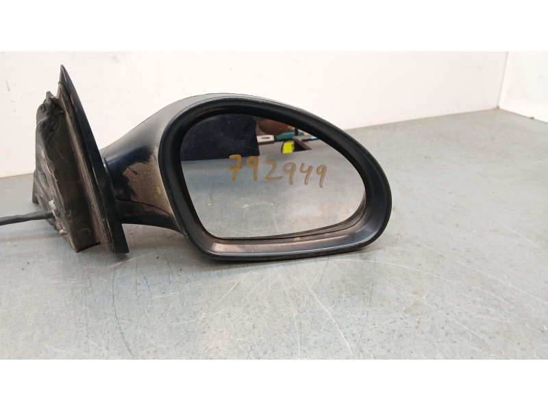 Recambio de retrovisor derecho para seat cordoba (6l2) 1.9 sdi referencia OEM IAM 836194  