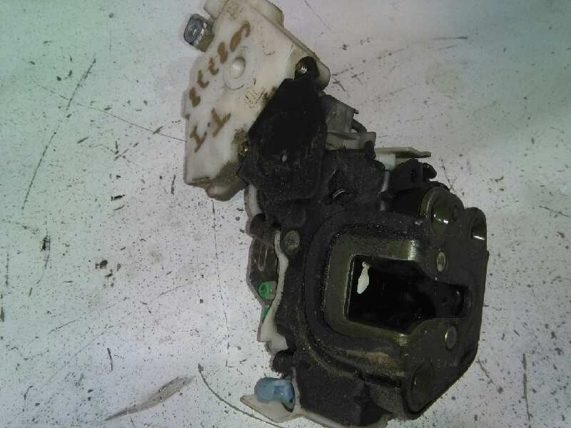 Recambio de cerradura puerta trasera izquierda para nissan almera (n15) lx referencia OEM IAM 8255361U01 980522 2 PINS