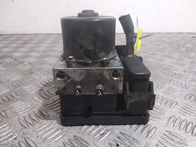Recambio de abs para ford focus berlina (cap) ambiente (d) referencia OEM IAM 3M512C405HB 3M512C405HB 