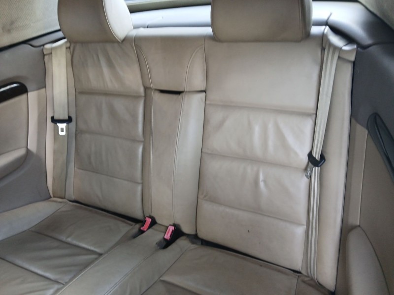 Recambio de asientos traseros para audi a4 b7 descapotable (8he) 2.0 tdi referencia OEM IAM   