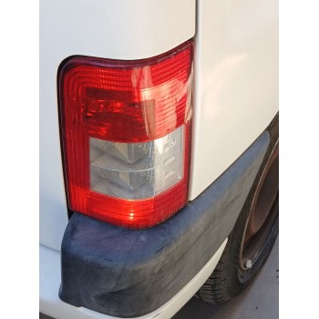 PILOTO TRASERO DERECHO 9657976980 