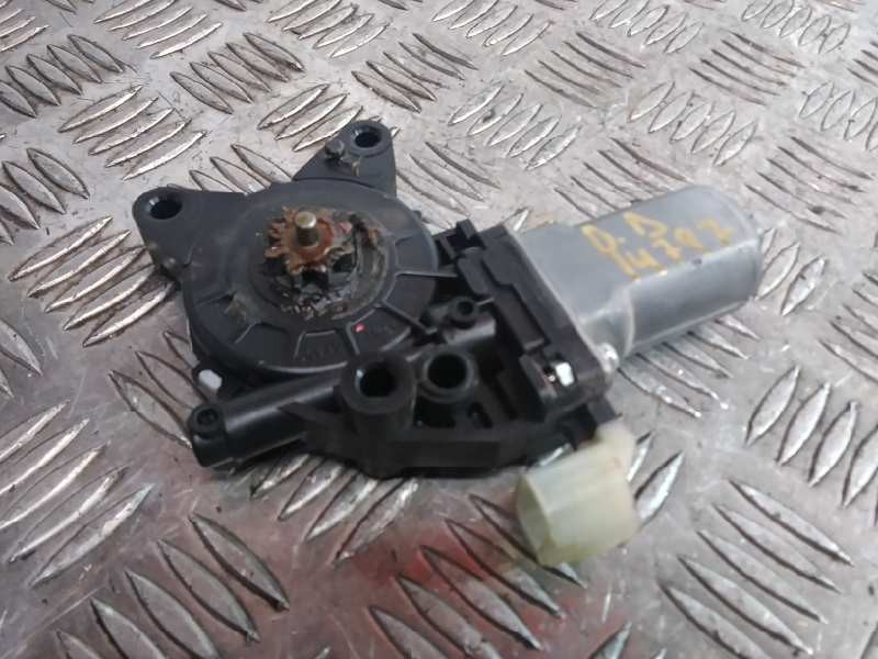 Recambio de motor elevalunas delantero derecho para kia soul 1.6 crdi cat referencia OEM IAM 824601M000  