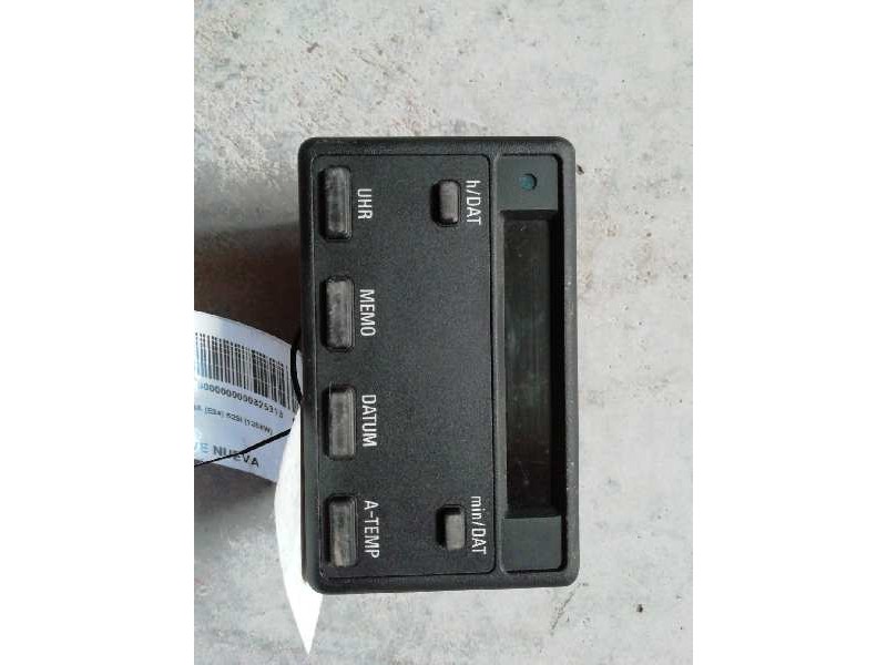 Recambio de display para bmw serie 5 berlina (e34) 525i (125kw) referencia OEM IAM 621374288  