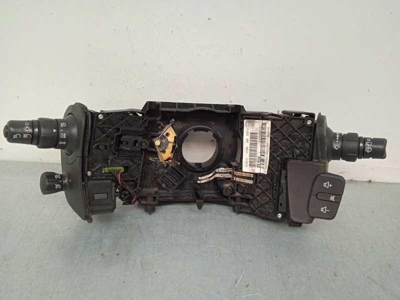 Recambio de mando multifuncion para renault scenic ii 1.5 dci diesel referencia OEM IAM 61835987K 618800041 SIN ANILLO