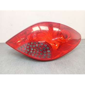 PILOTO TRASERO DERECHO 964998658003 