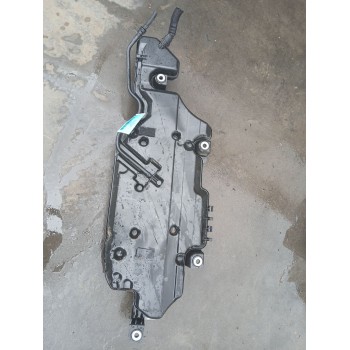 Recambio de deposito adblue para mercedes-benz gla (h247) gla 200 d (247.712) referencia OEM IAM A2474709002  