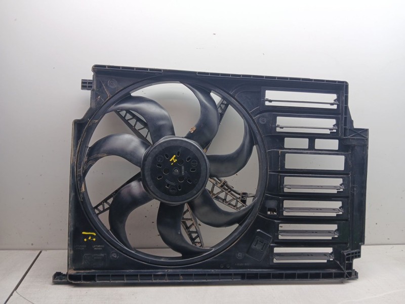 Recambio de electroventilador para bmw 1 (f40) 116 d referencia OEM IAM 763606909 lp725003 8645857