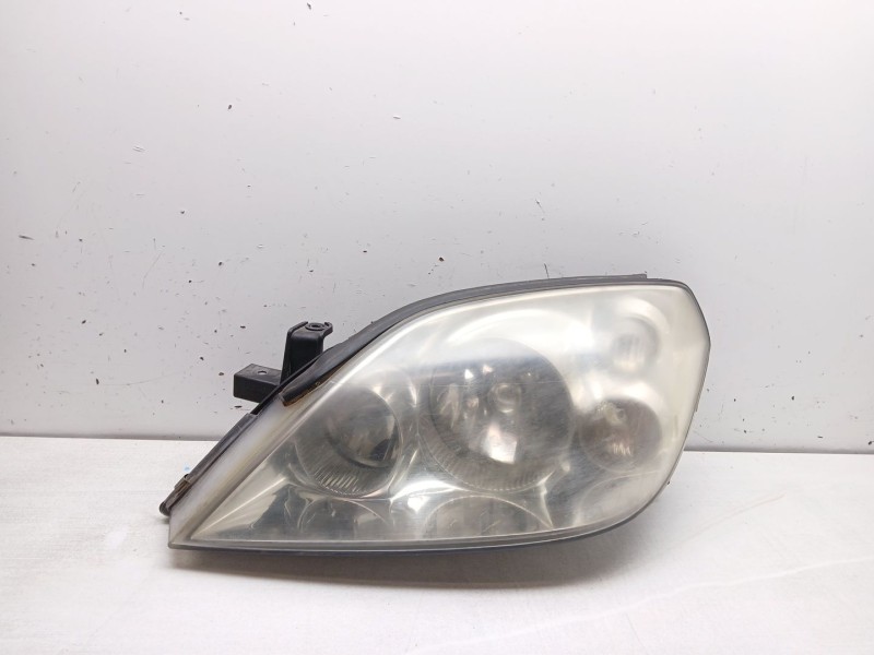 Recambio de faro izquierdo para nissan primera hatchback (p12) 1.6 referencia OEM IAM 26060au80  