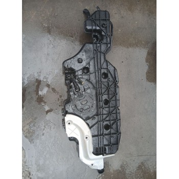 Recambio de deposito adblue para mercedes-benz gla (h247) gla 200 d (247.712) referencia OEM IAM A2474709002  