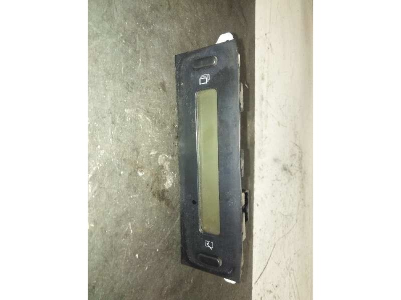 Recambio de display para citroën c3 hdi 70 sensodrive premier referencia OEM IAM 9647409477  