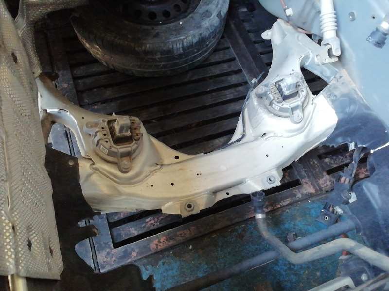 Recambio de puente delantero para bmw serie 5 lim. (f10) 520d xdrive referencia OEM IAM 31116796692  