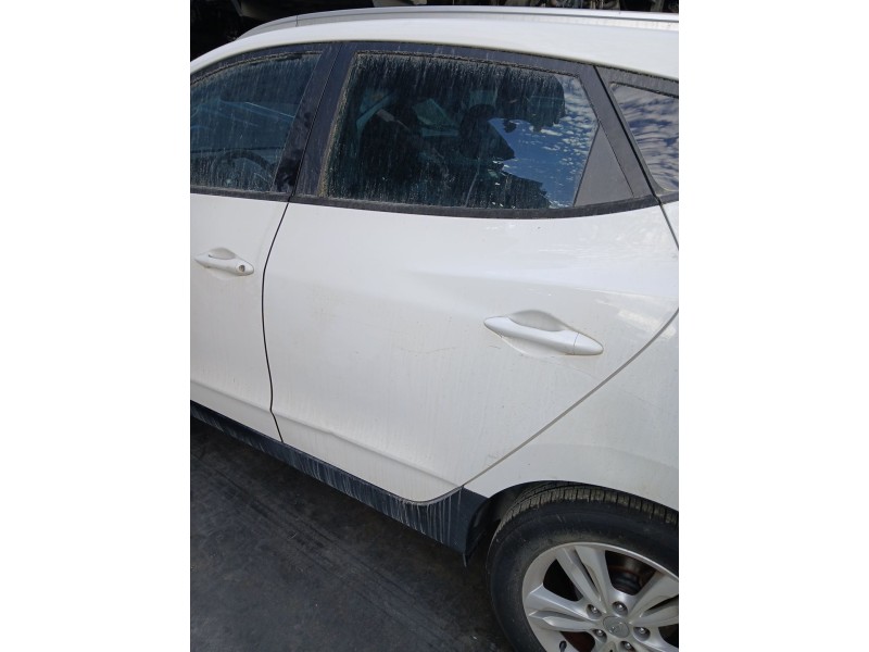 Recambio de puerta trasera izquierda para hyundai ix35 (lm, el, elh) 1.7 crdi referencia OEM IAM   