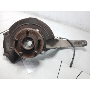 Recambio de mangueta delantera izquierda para jeep commander 3.0 crd cat referencia OEM IAM 52090177AC  