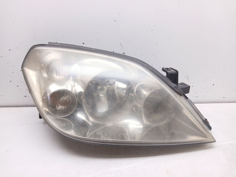 Recambio de faro derecho para nissan primera hatchback (p12) 1.6 referencia OEM IAM 26060AU800  