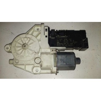 Recambio de motor elevalunas delantero derecho para peugeot 407 st sport referencia OEM IAM 994421104  