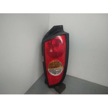 PILOTO TRASERO DERECHO 92402060 PORTALÁMPARAS MAL 