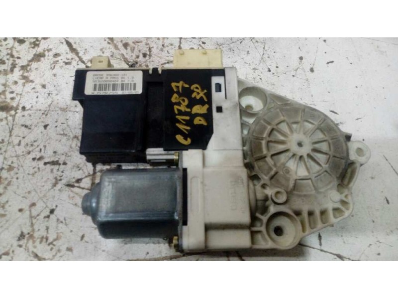 Recambio de motor elevalunas delantero derecho para citroën c4 coupe vtr plus referencia OEM IAM 0536010901  3 PUERTAS