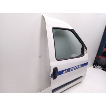Recambio de puerta delantera derecha para opel combo furgoneta/monovolumen (x12) 1.3 cdti (b05) referencia OEM IAM 95530929  