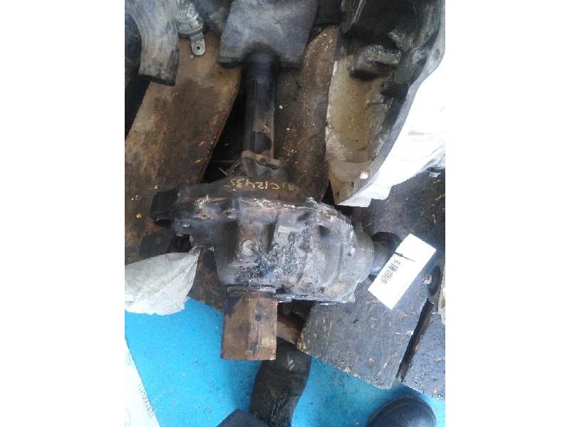Recambio de diferencial delantero para land rover discovery 4 3.0 td v6 cat referencia OEM IAM 2012076  