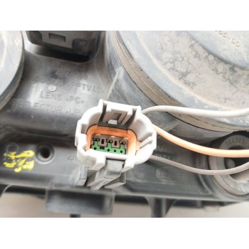 Recambio de faro derecho para nissan primera hatchback (p12) 1.6 referencia OEM IAM 26060AU800  