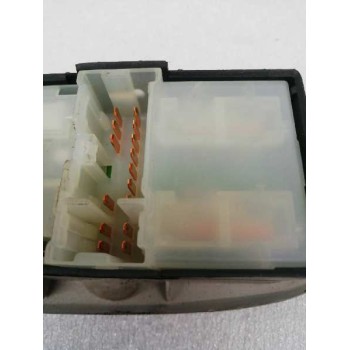 Recambio de mando elevalunas delantero izquierdo para nissan almera tino (v10m) básico referencia OEM IAM 80961BU400  4 TECLAS