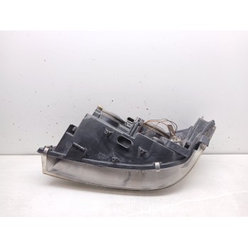 Recambio de faro derecho para nissan primera hatchback (p12) 1.6 referencia OEM IAM 26060AU800  