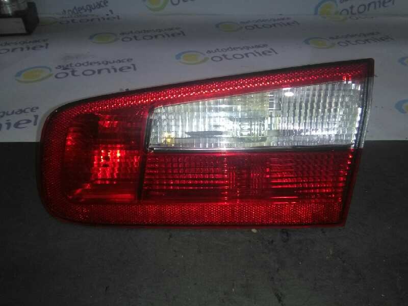 Recambio de piloto trasero derecho interior para renault laguna ii (bg0) 1.8 cat referencia OEM IAM   INTERIOR