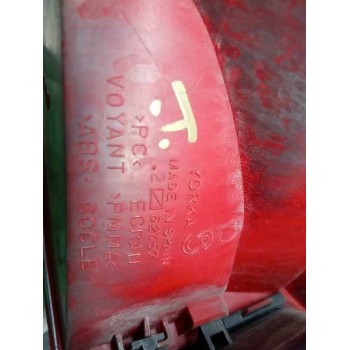 Recambio de piloto trasero derecho para renault modus 1.5 dci diesel referencia OEM IAM 62457  