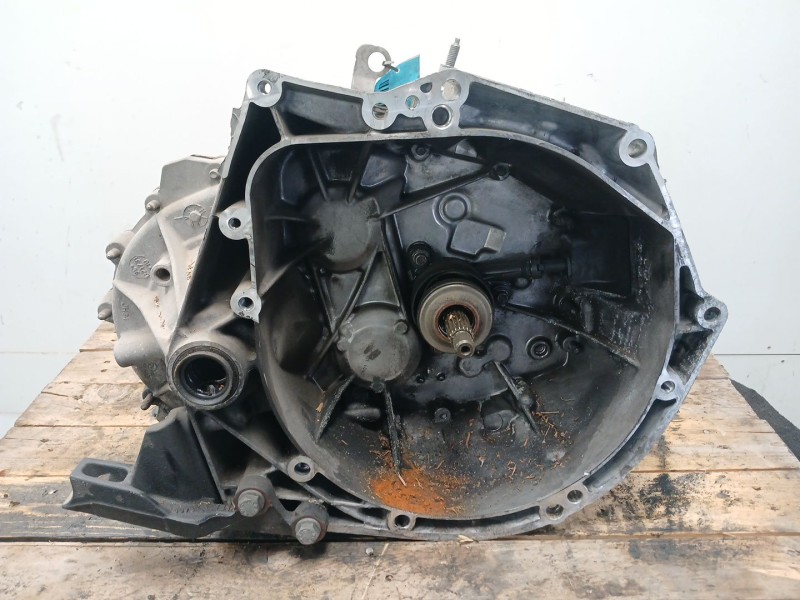 Recambio de caja cambios para peugeot 3008 confort referencia OEM IAM 20ea33 MANUAL 6V 