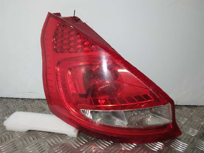 Recambio de piloto trasero izquierdo para ford fiesta (cb1) ambiente referencia OEM IAM 8A6113405  