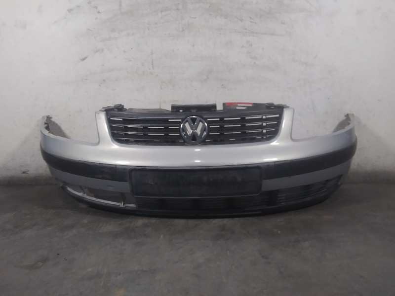 Recambio de paragolpes delantero para volkswagen passat berlina (3b2) comfortline referencia OEM IAM  FALDON ROTO 