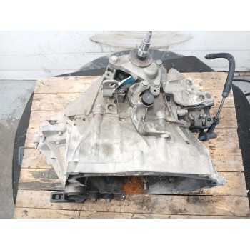 Recambio de caja cambios para peugeot 3008 confort referencia OEM IAM 20ea33 MANUAL 6V 