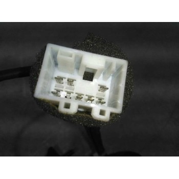 Recambio de mando volante para ssangyong rodius xdi premium referencia OEM IAM MJ5H061891  