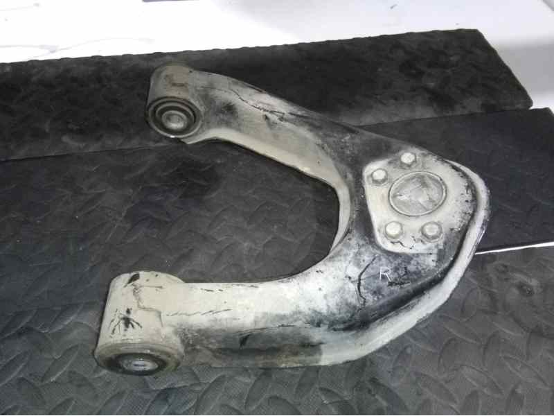 Recambio de brazo suspension superior delantero derecho para nissan cabstar cerrado 2.5 d referencia OEM IAM   