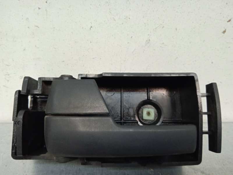 Recambio de maneta interior delantera izquierda para ford transit connect (tc7) furgón largo (2006) referencia OEM IAM 2T14V266A