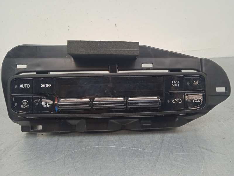 Recambio de mando climatizador para toyota auris hybrid active referencia OEM IAM 5590002820 75H695 