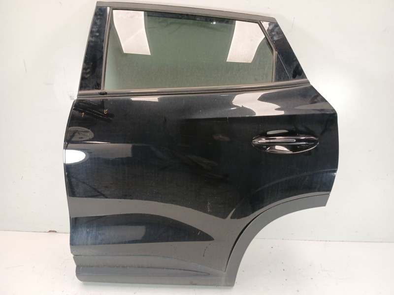 Recambio de puerta trasera izquierda para omoda 5 referencia OEM IAM   