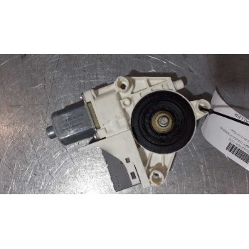 Recambio de motor elevalunas trasero derecho para peugeot 407 st sport referencia OEM IAM 0130822200  