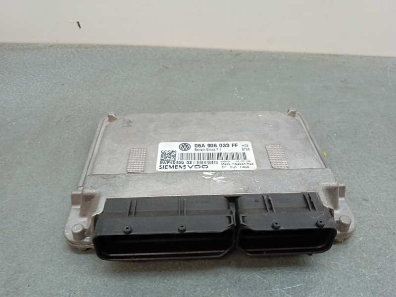 Recambio de centralita motor uce para seat leon (1p1) comfort limited referencia OEM IAM 06A906033F 5WP40455 