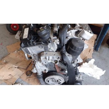 Recambio de motor casco para mercedes-benz clase b (w246) 1.8 cdi cat referencia OEM IAM 651901  