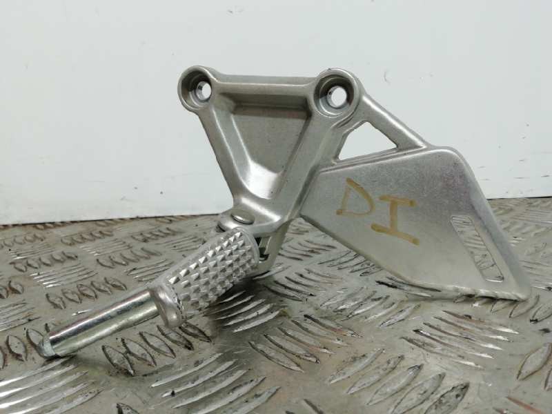 Recambio de soporte para honda cbr 650r cbr 650r referencia OEM IAM MKNL ESTRIBERA DELANTERA IZQUIERDA