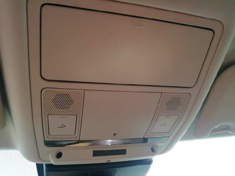 Recambio de luz interior para jaguar xe portfolio awd referencia OEM IAM   