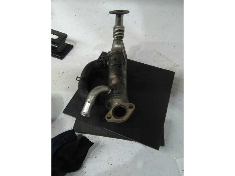 Recambio de enfriador egr para hyundai i30 1.6 crdi cat referencia OEM IAM   