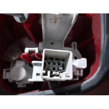 Recambio de piloto trasero izquierdo para ford fiesta (cb1) ambiente referencia OEM IAM 8A6113405  