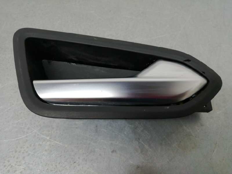 Recambio de maneta interior delantera derecha para renault captur ii experience referencia OEM IAM 826721378R  