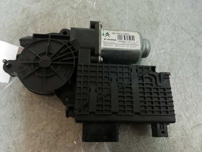 Recambio de motor elevalunas delantero derecho para citroën c4 picasso exclusive referencia OEM IAM 9674032680  