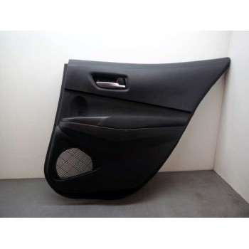 Recambio de guarnecido puerta trasera derecha para toyota corolla (e21) hybrid active referencia OEM IAM 6761702240 CON Maneta I